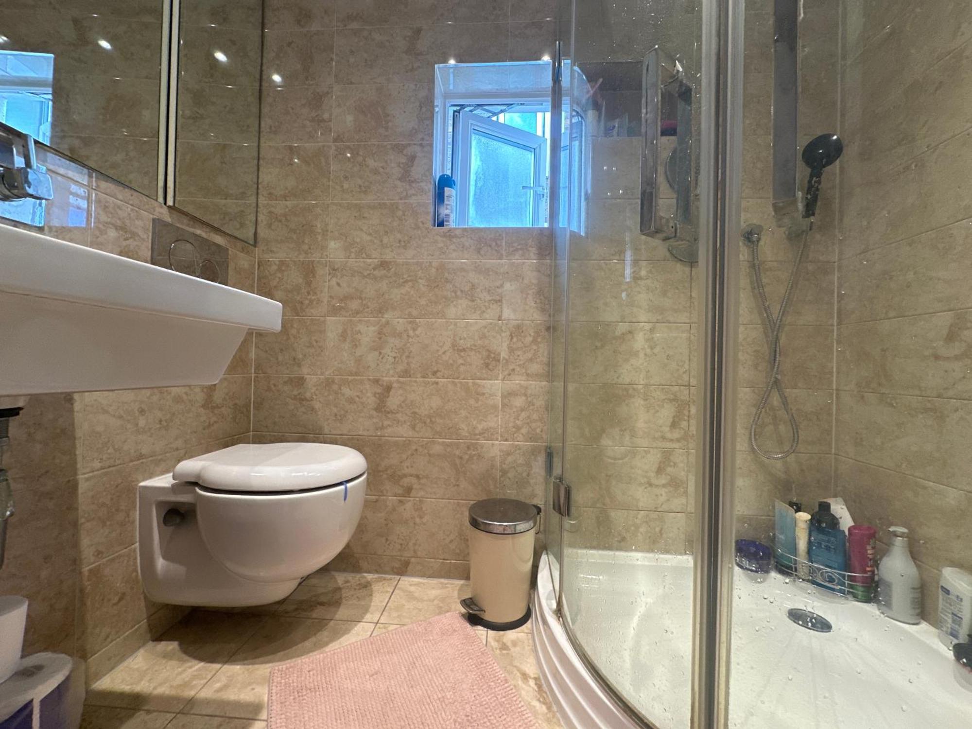 A Lovely Guest Room In West Londres Exterior foto
